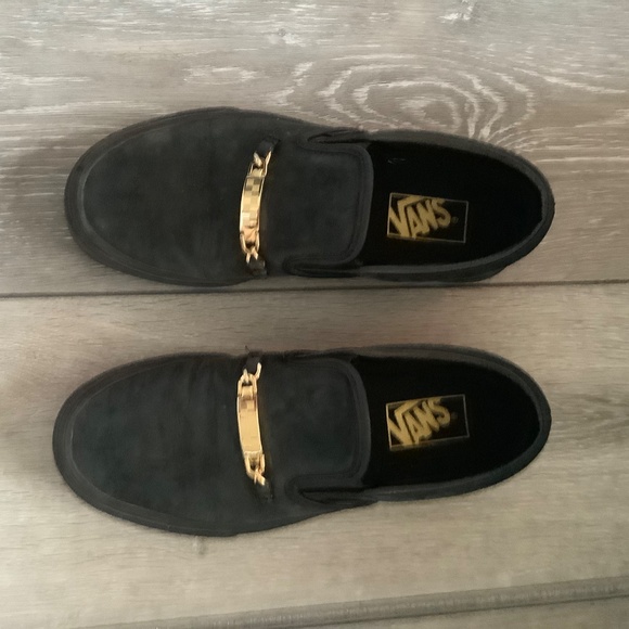 Vans - Picture 2 of 3